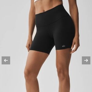 EUC ALO Yoga Black High-Waist Bike Shorts